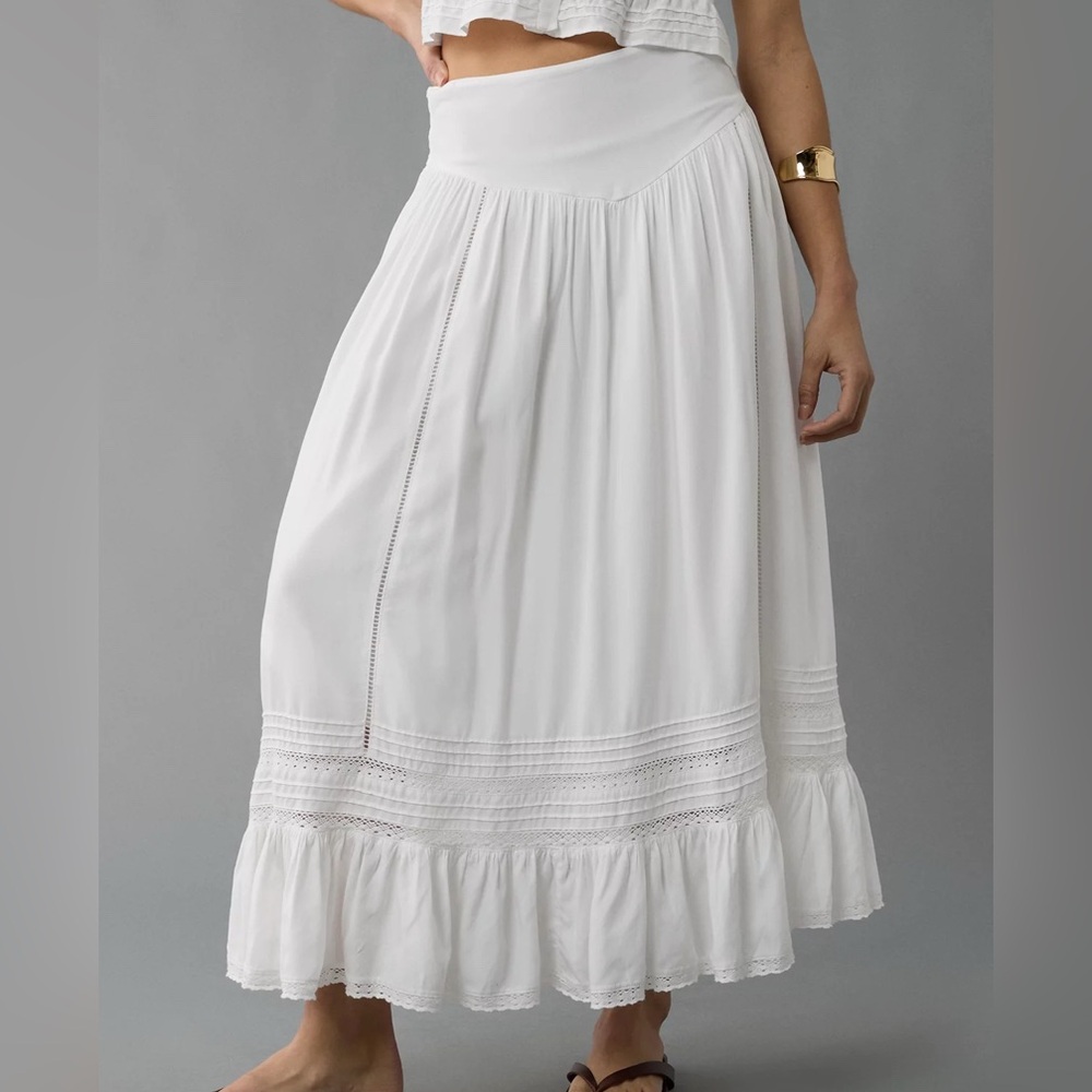NWT AE High Waisted Ruffled WHITE MAXI SKIRT L